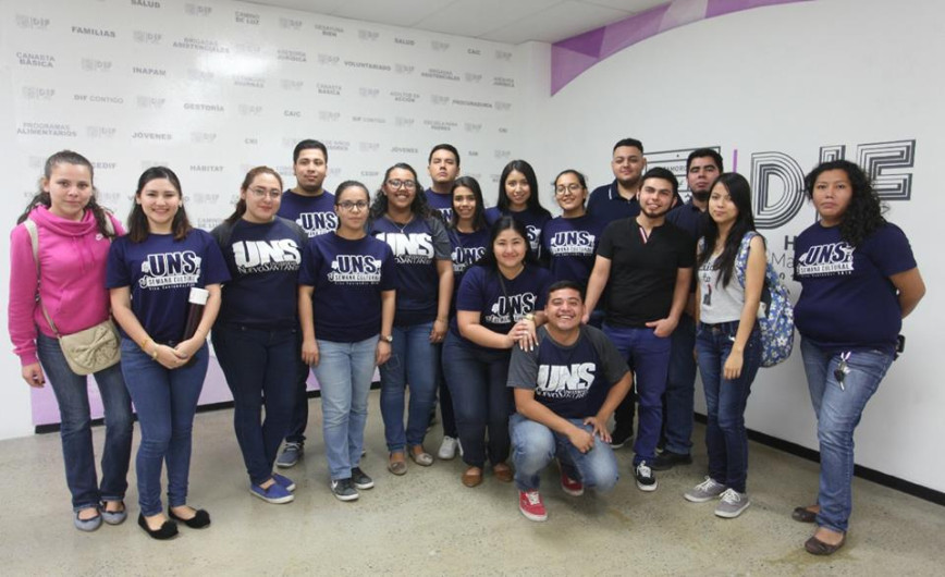Alumnos visitan instalaciones de DIF Matamoros