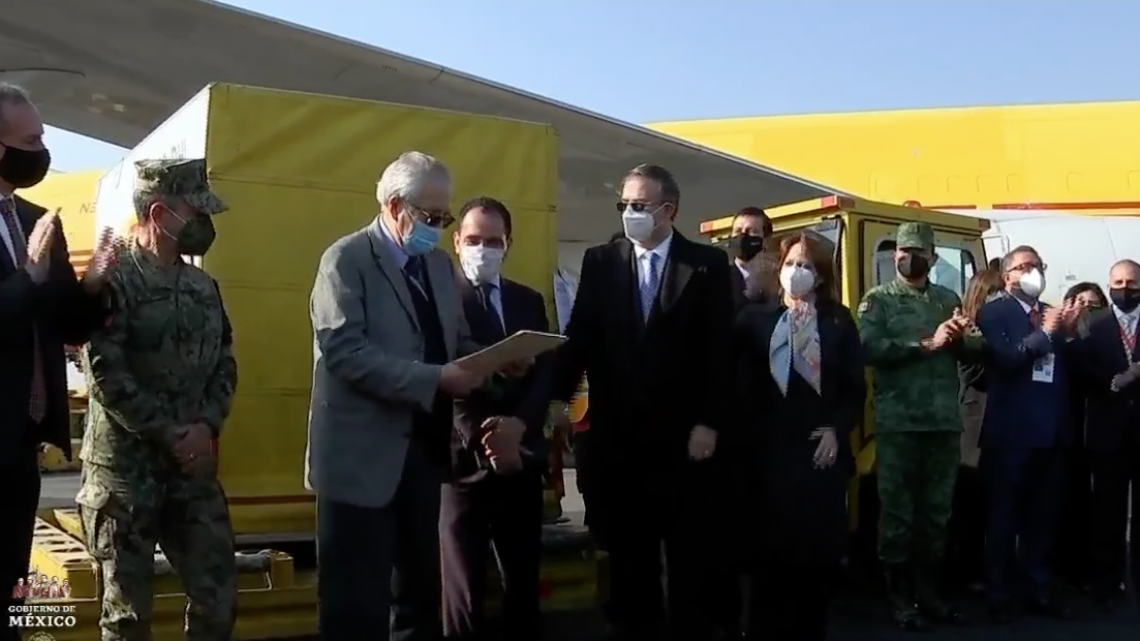 Llega primer embarque de la vacuna de Pfizer contra el covid-19  a México