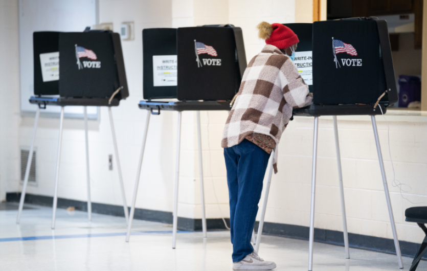 Comienzan elecciones intermedias en Estados Unidos. Conoce todo lo que tienes que saber de ellas