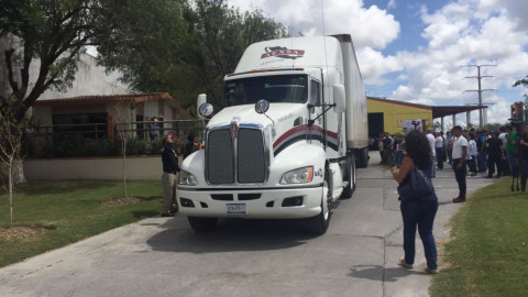 Envían matamorenses 25 toneladas de víveres a Oaxaca y Chiapas