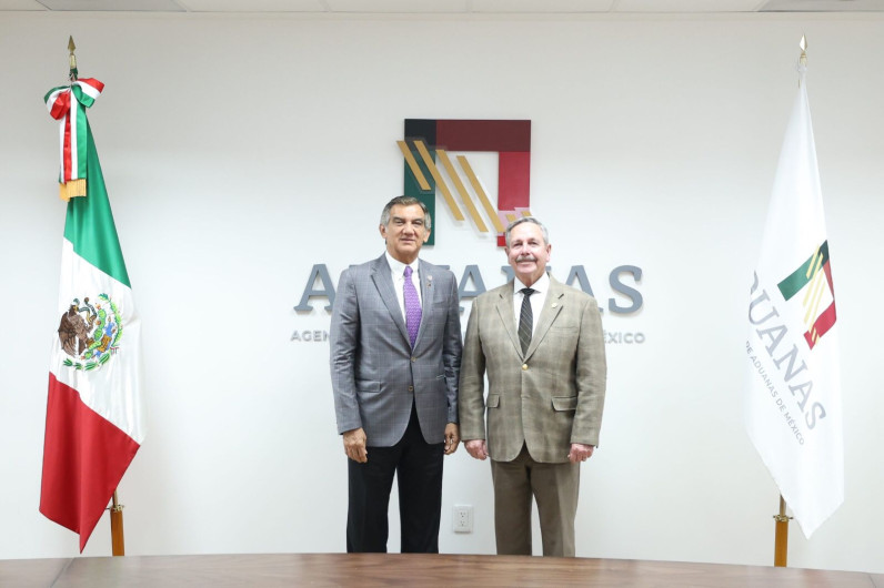 Consigue gobernador apoyos para recinto fiscal y proyectos de energía y gas