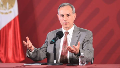 No se puede elegir vacuna que desee aplicarse contra el COVID-19: López-Gatell