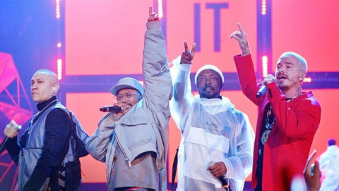 Bad Bunny arrasa en los Spotify Awards