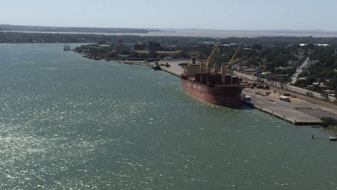 Necesario conocimiento de un segundo idioma