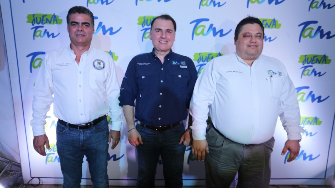 Llena Bronco el Parque Cultural 