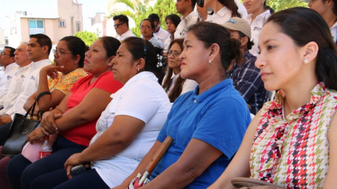 Andrés Zorrilla entrega espacios públicos en Madero