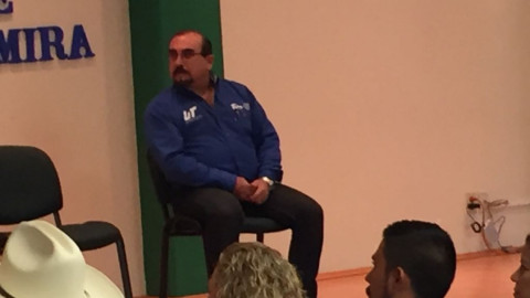 Refrendan apoyo a estudiantes de los tres niveles en Altamira