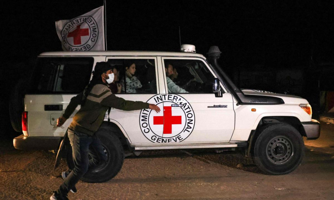 Hamás libera a dos ciudadanos rusos cautivos en Gaza como gesto hacia Putin