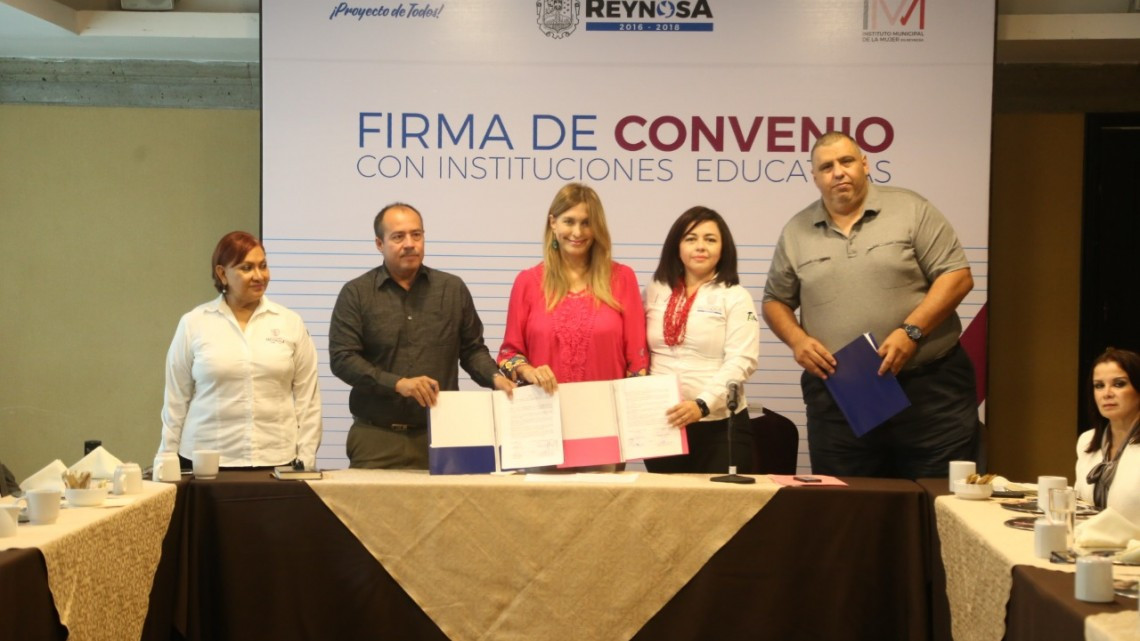 Municipio e Instituciones Educativas firman convenio