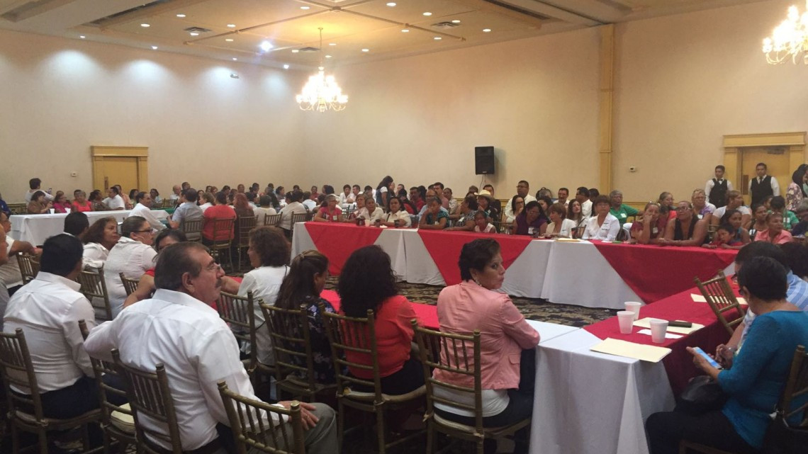 Priistas en unidad celebran la asamblea nacional 
