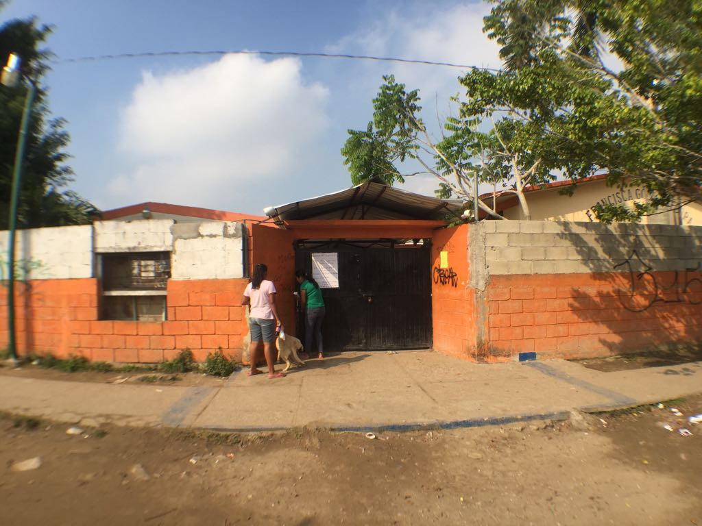 Aseguran que hay acoso y robo constante frente a escuelas de Altamira