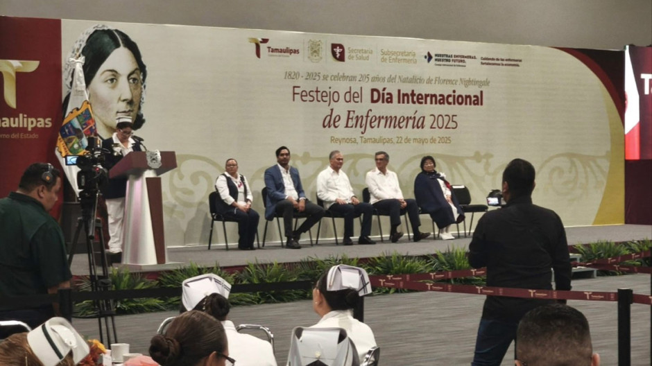 Gobernador de Tamaulipas celebra a enfermeras y enfermeros