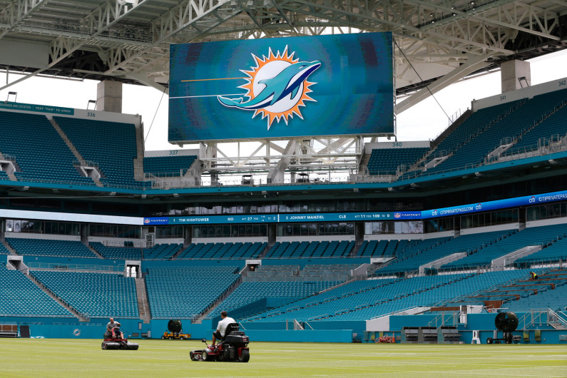 Huracán Irma provoca suspensión del Bucaneers vs Dolphins