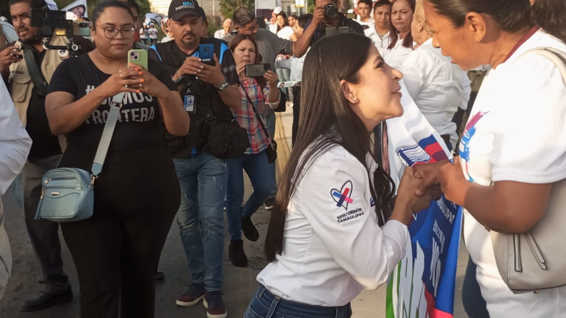 Recuperaremos la tranquilidad, la economía, el comercio y el turismo: Lety Salazar