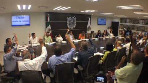 Nombra Cabildo nuevos representantes legales