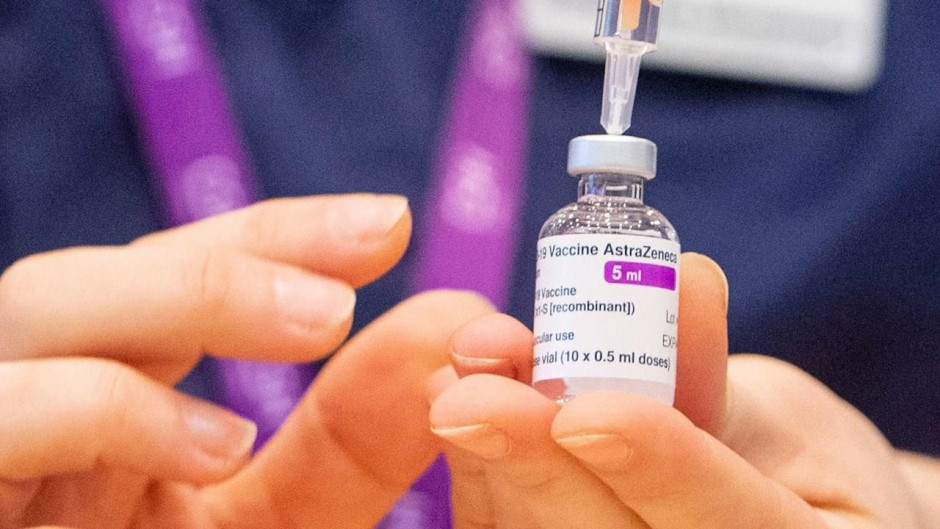 La OMS recomienda seguir utilizando vacuna contra el covid-19 de AstraZeneca 