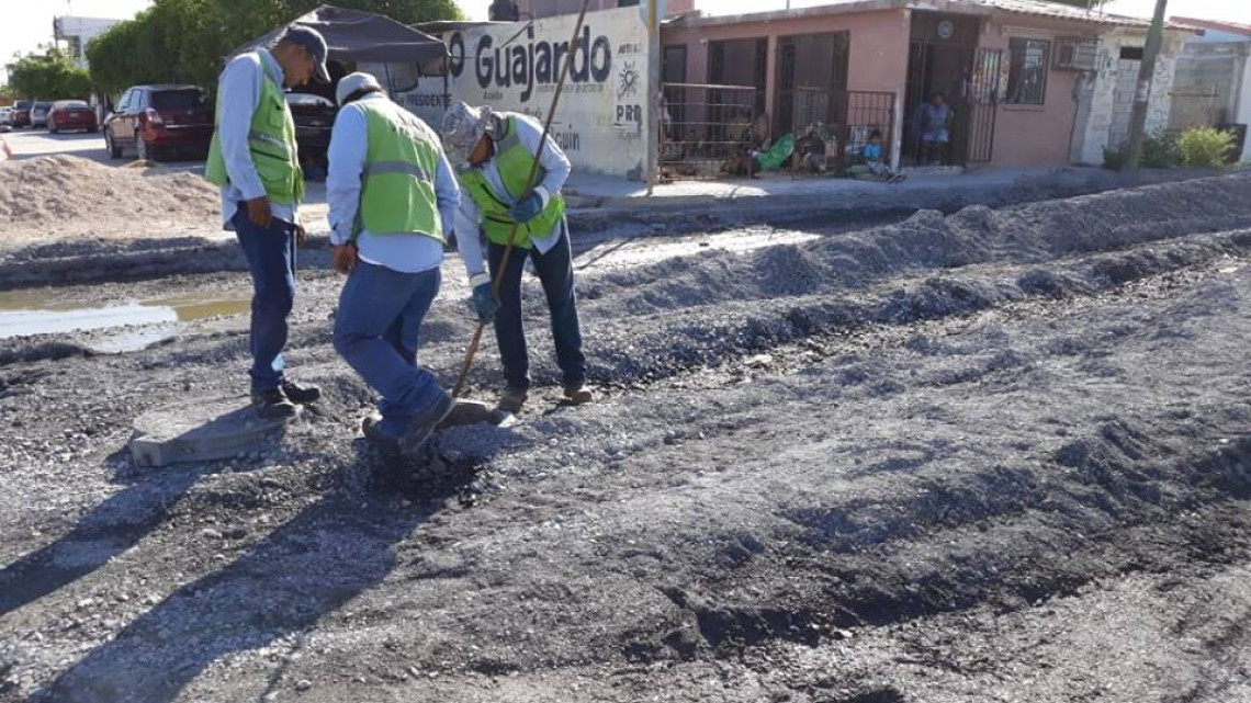 Comapa trabaja con equipo vactor