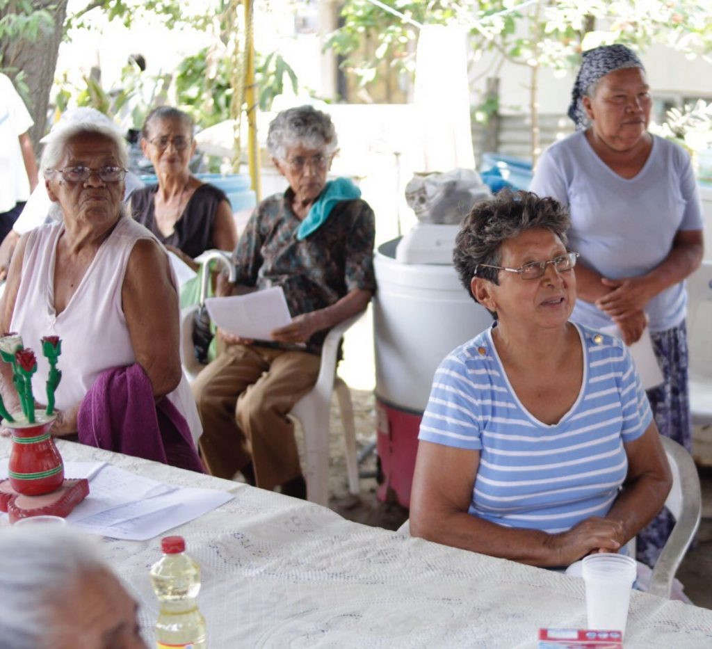 Ofrece Sistema DIF Madero atención y servicios a los abuelitos 
