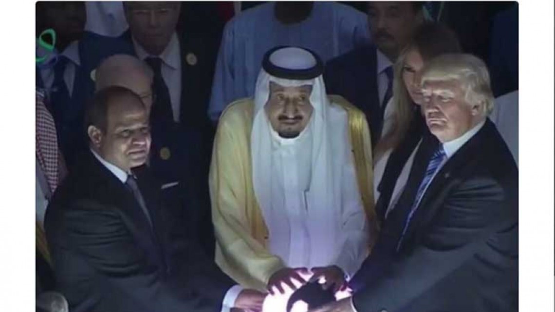 Fotografía de Trump con lideres egipcios provoca guerra de memes 