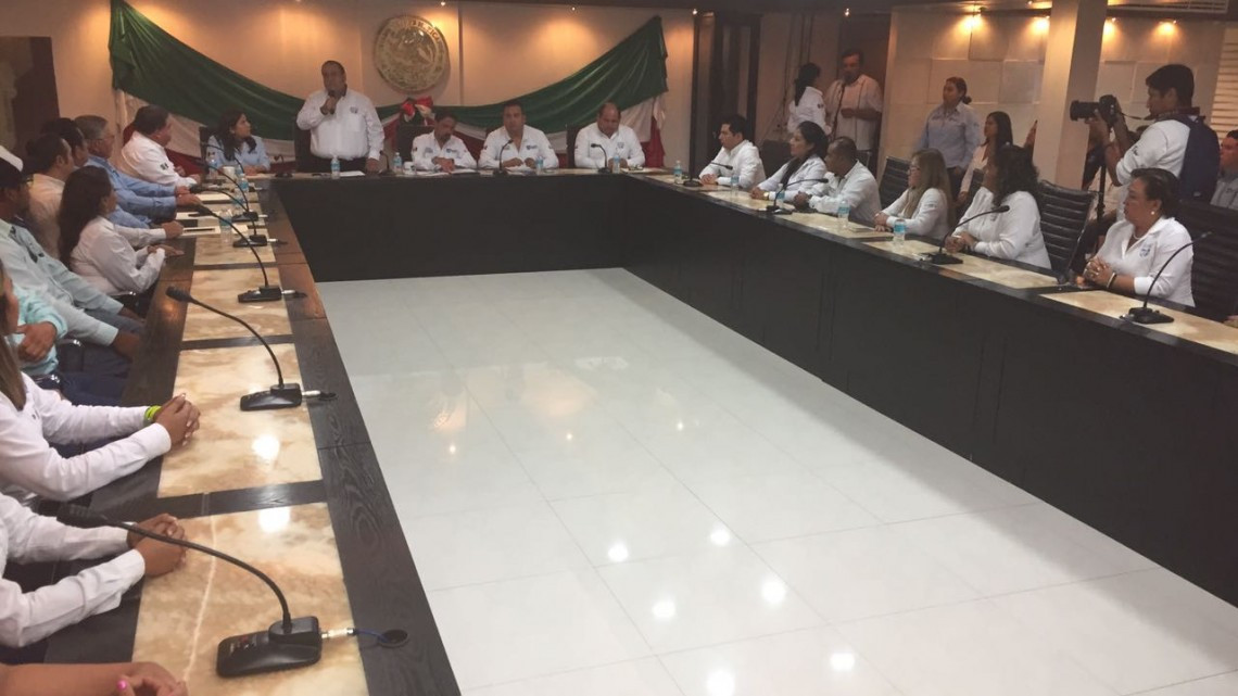 ⁠⁠⁠Firman Sutsha y Ayuntamiento de Madero contrato colectivo