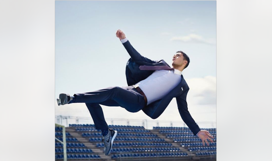 Raúl Jiménez ahora también es modelo