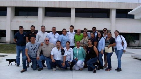 Coordinan esfuerzos para limpiar playas