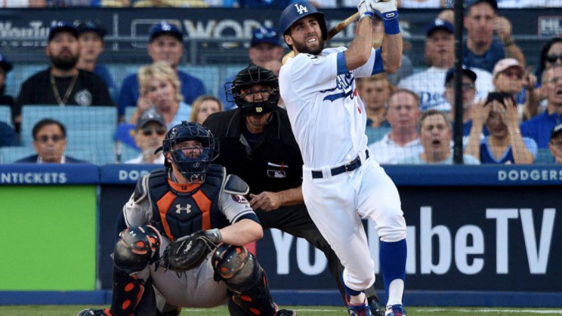 Sólido pitcheo de Kershaw da victoria a Dodgers