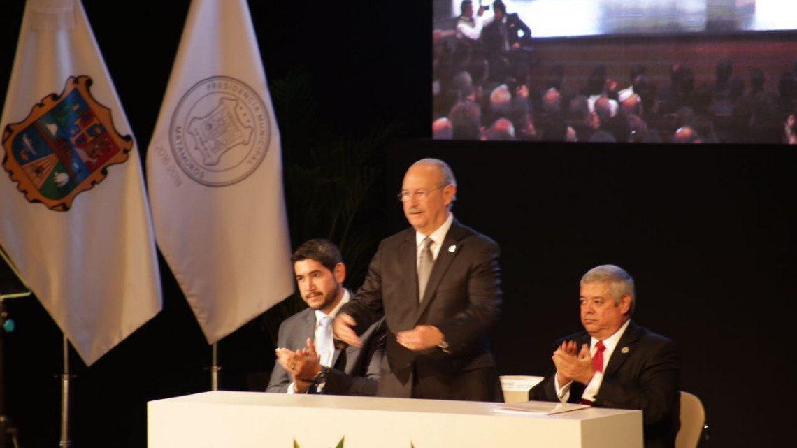 Chuchín rinde su primer informe de gobierno 