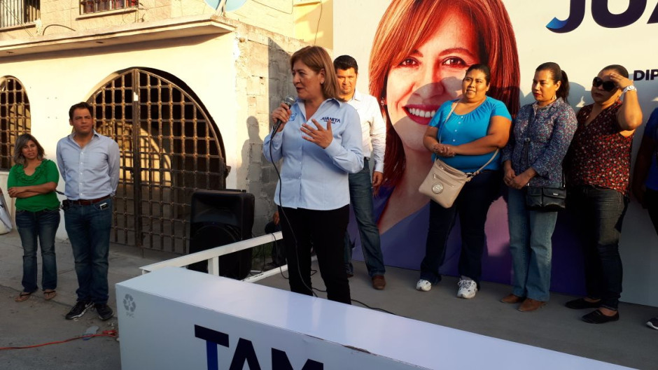 Celebra Juanita Sánchez eliminación del fuero