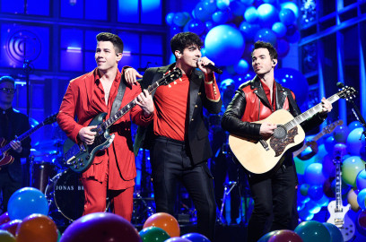 Después de 10 años, los Jonas Brothers se presentarán en los VMA