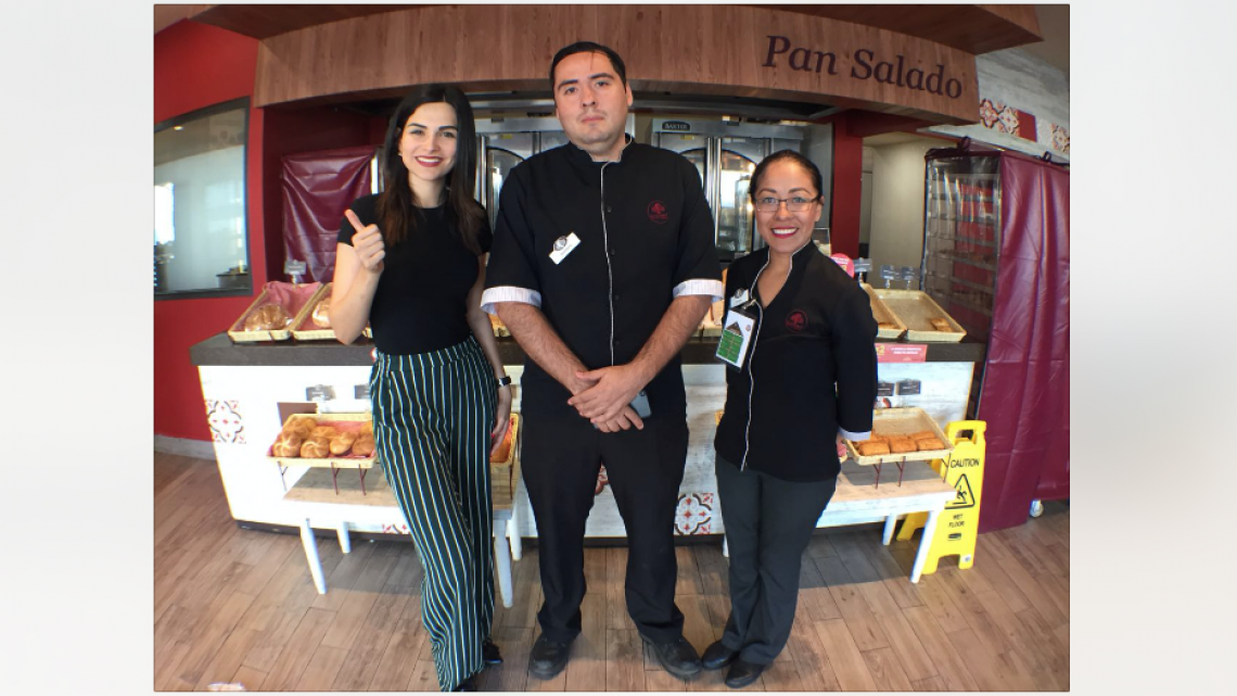 Pastelería El Globo consiente a sus clientes