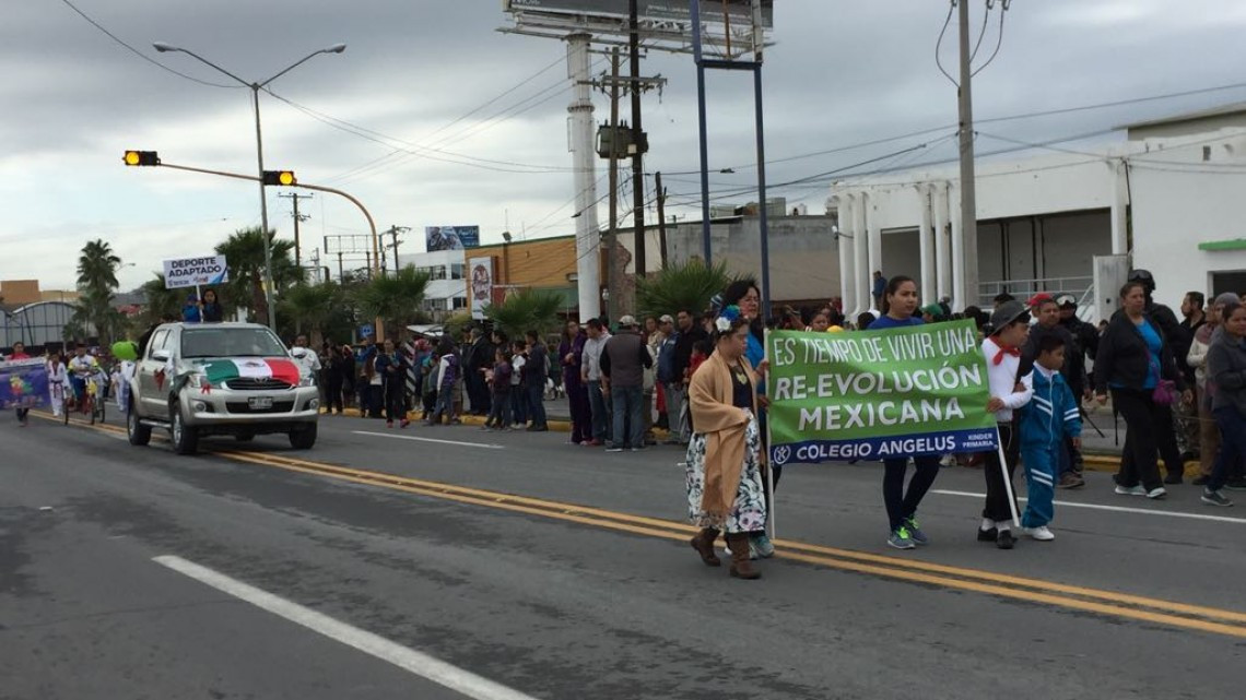 Conmemoran 39 contingentes Aniversario de la Revolución