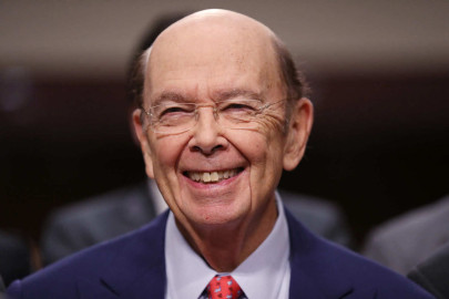 Latinos son papel fundamental en la economía de los EU: Ross