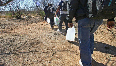 Al menos 25 migrantes han muerto, tras restricciones en la frontera México-EU