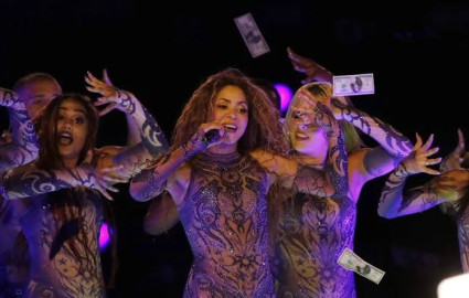 Shakira dona parte de las ganancias de su concierto en San Antonio a damnificados por inundaciones en Texas