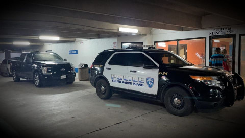 Se registra asesinato de 3 mujeres en el Hotel Sunchase la Isla del Padre; hay un hombre detenido 