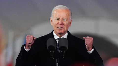 Biden insiste en una carta al Congreso que seguirá en la contienda contra Trump