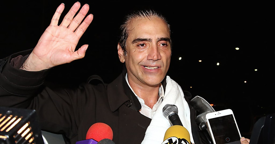 Captan nuevamente borracho a Alejandro Fernández