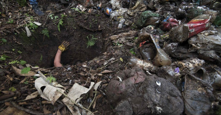Localizados 47 cráneos en fosas de Arbolillo, Veracruz: Winckler