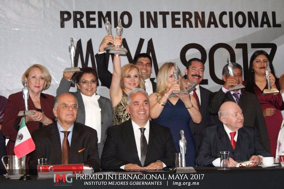 SE recibe Premio Internacional Maya