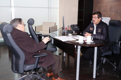 Destaca la UAT trayectoria y prestigio académico del Dr. Héctor Capello