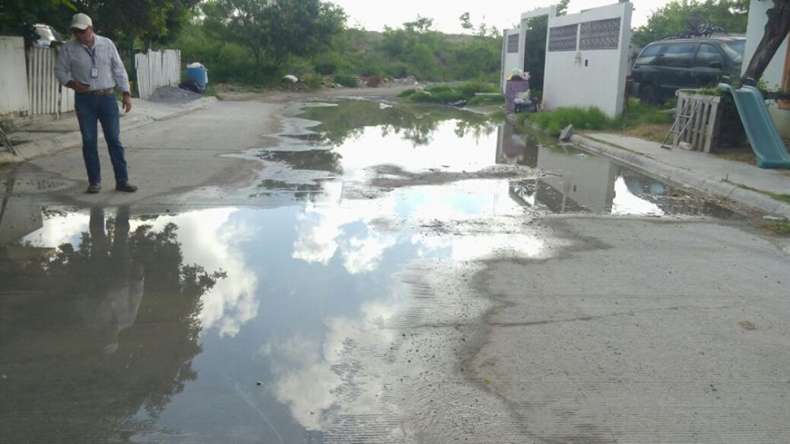 Comapa trabaja con equipo vactor