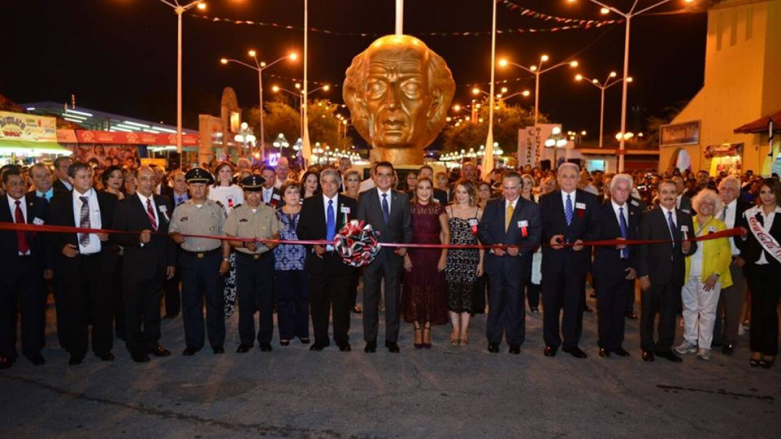 Ana Karen I es coronada reina de "Expomex 2017"