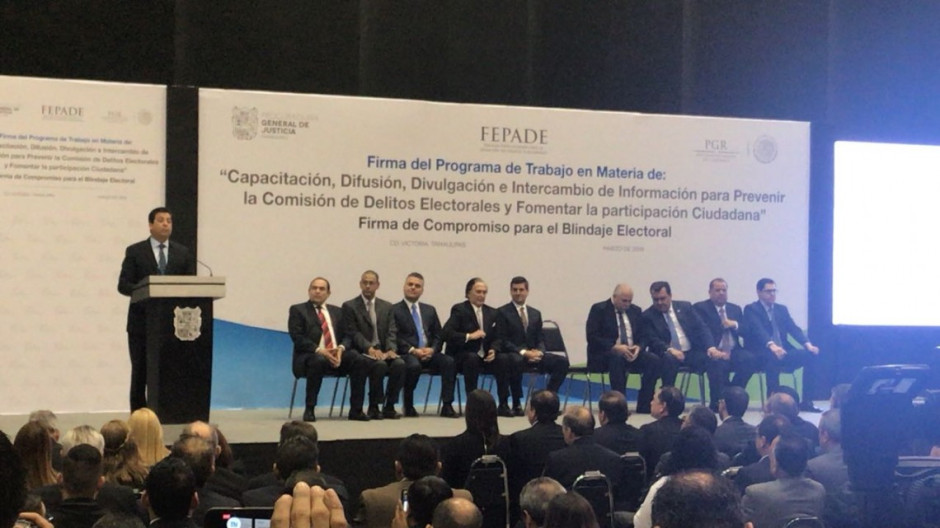 Servidores Públicos deben respetar leyes electorales: FGCV