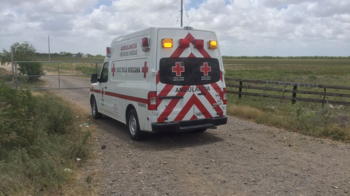 Dormita al volante y queda prensado en la carretera al Mezquital