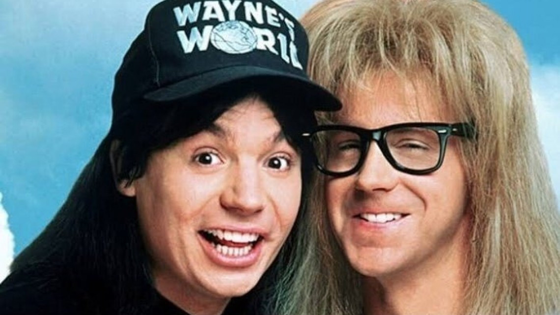 EPN y Tania Ruiz son captados en cena ¡disfrazados!