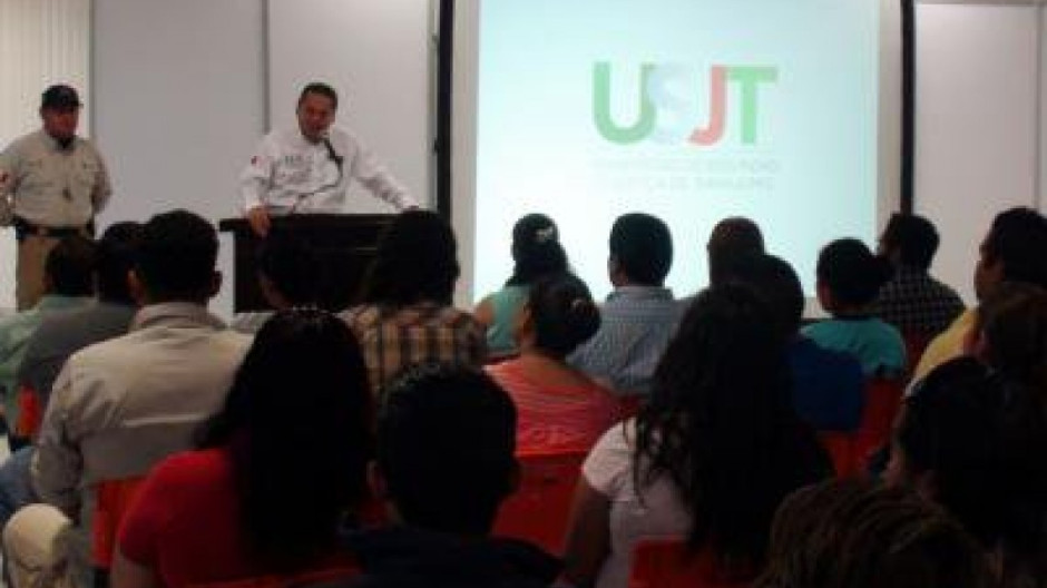 Inician clases alumnos de la USJT