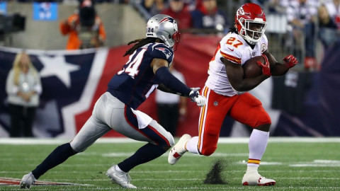 Los Chiefs sorprenden a los Pats en el arranque de la temporada