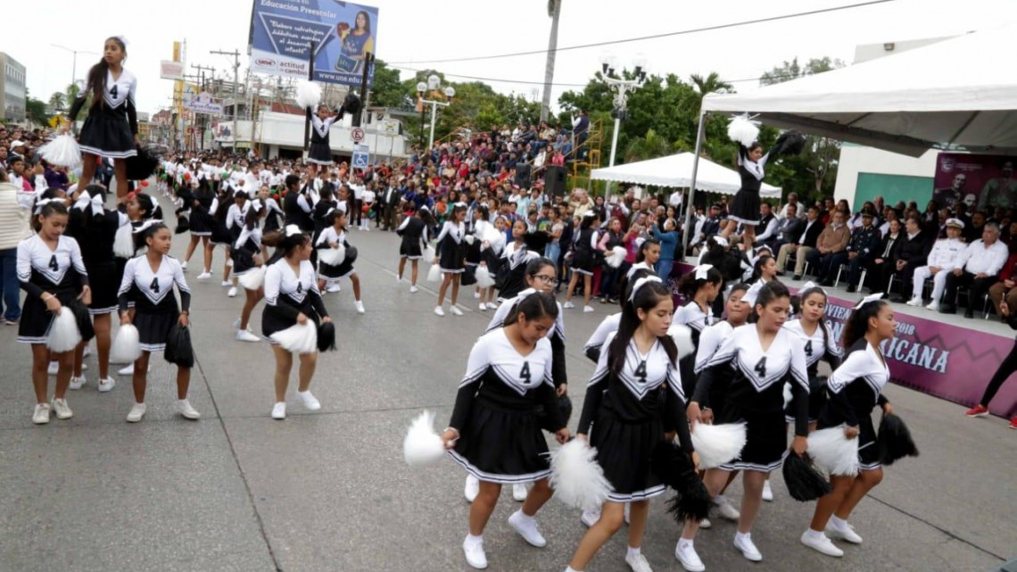 Encabeza Adrián Oseguera Aniversario de la Revolución Mexicana