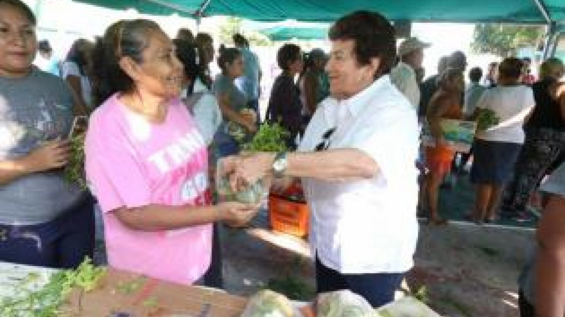 Ayuntamiento brinda apoyo a familias en este regreso a clases 